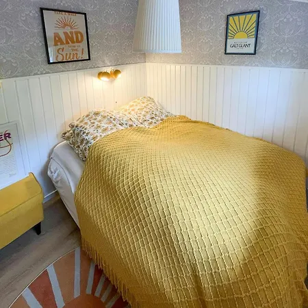 Casa vacanze In Sandersvig Delight Filled With Colours *